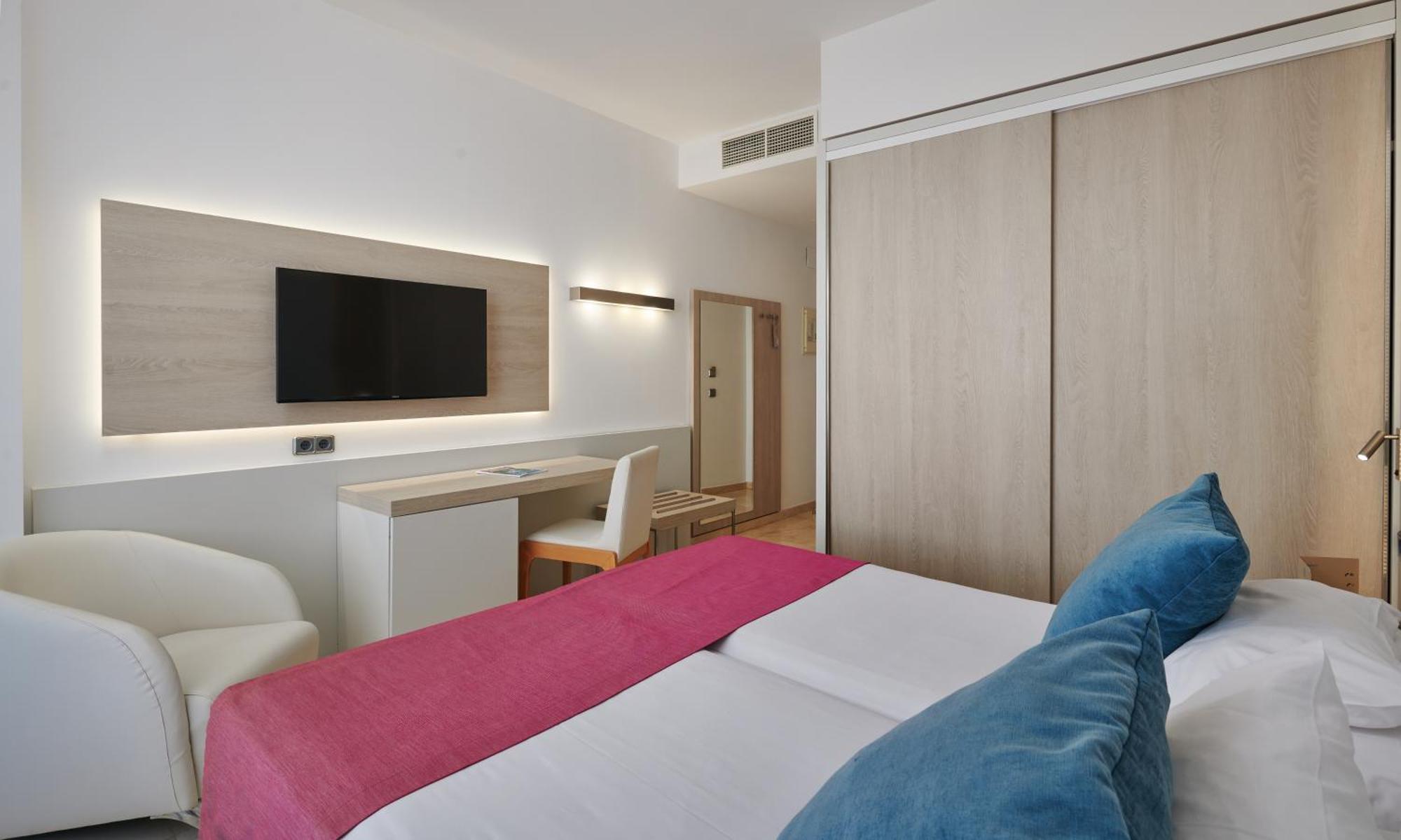 Grupotel Acapulco Playa - Adults Only Playa de Palma  Exterior photo